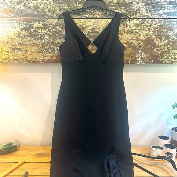 Vera Wang Black Evening Gown Sz 9/10 - Picture 2 of 5
